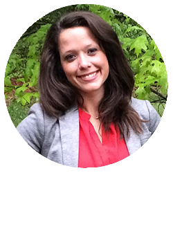 Circular Headshot of Maureen Robbs on top of the white Cisco logo